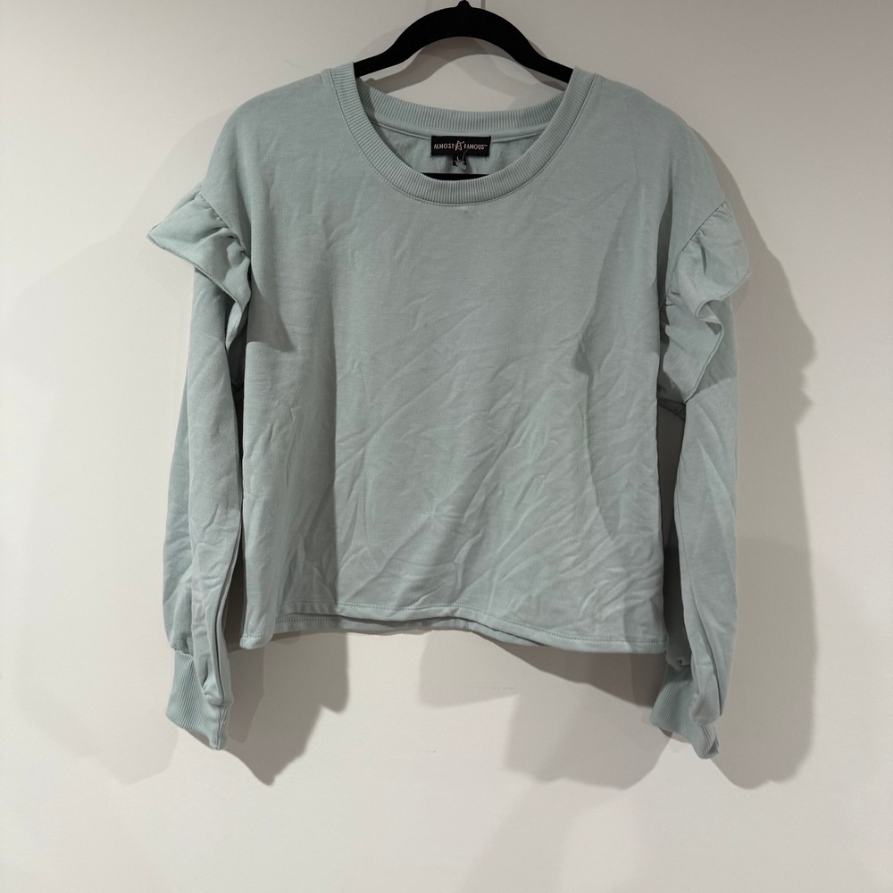 NWT ALMOST FAMOUS Light Blue‎ Ruffle Sleeve Crewneck Pullover Sweatshirt Size L